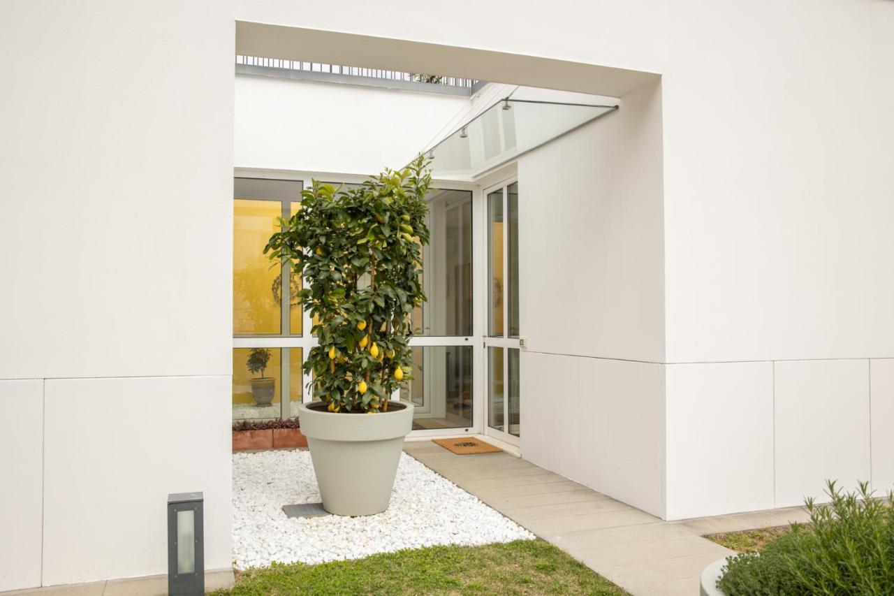 Lakefront Contemporary - By My Home In Como Cadenabbia Luaran gambar